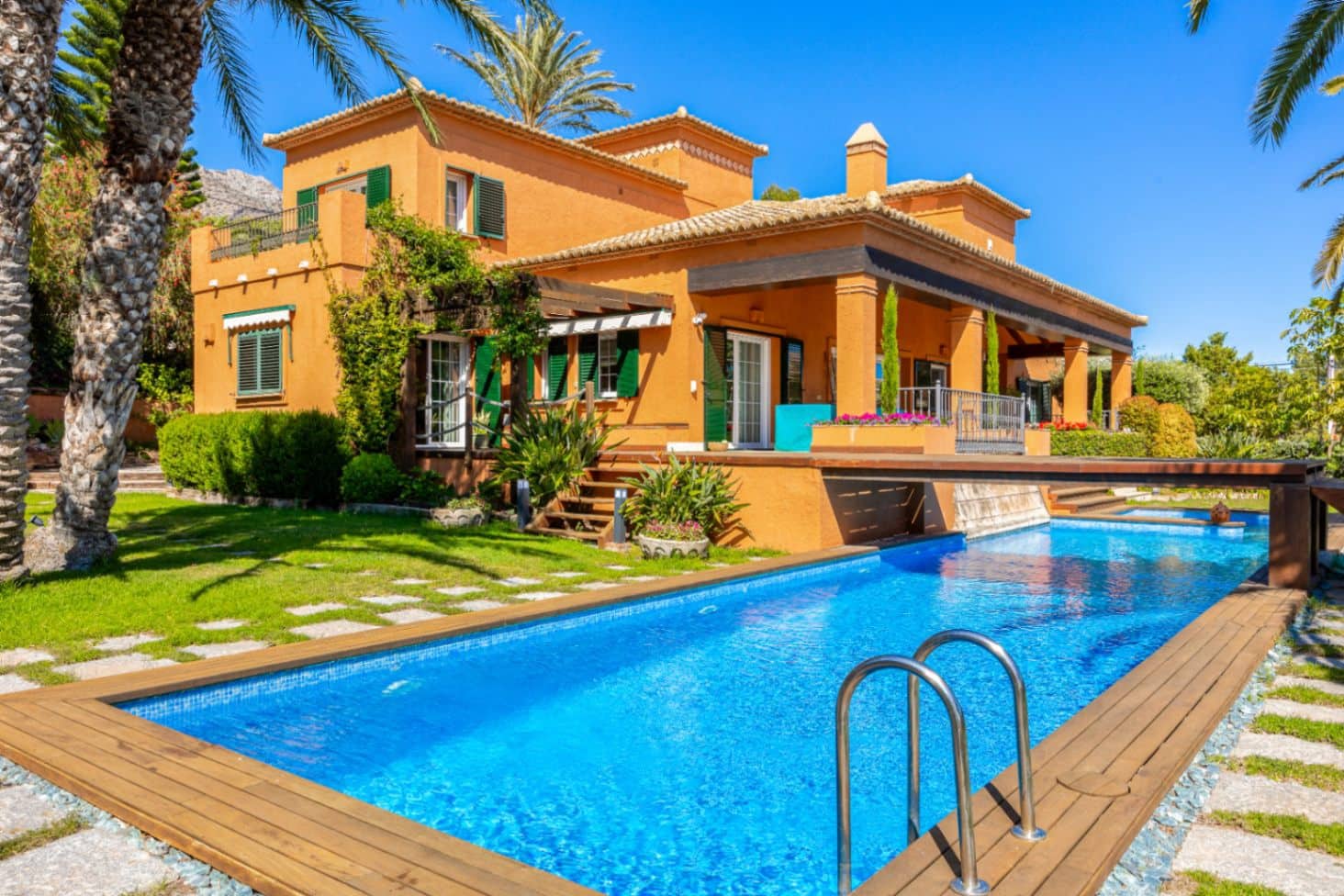 3 bedroom Villa for sale in Altea la Vella with pool garage - € 2,950,000 (Ref: 9328351)