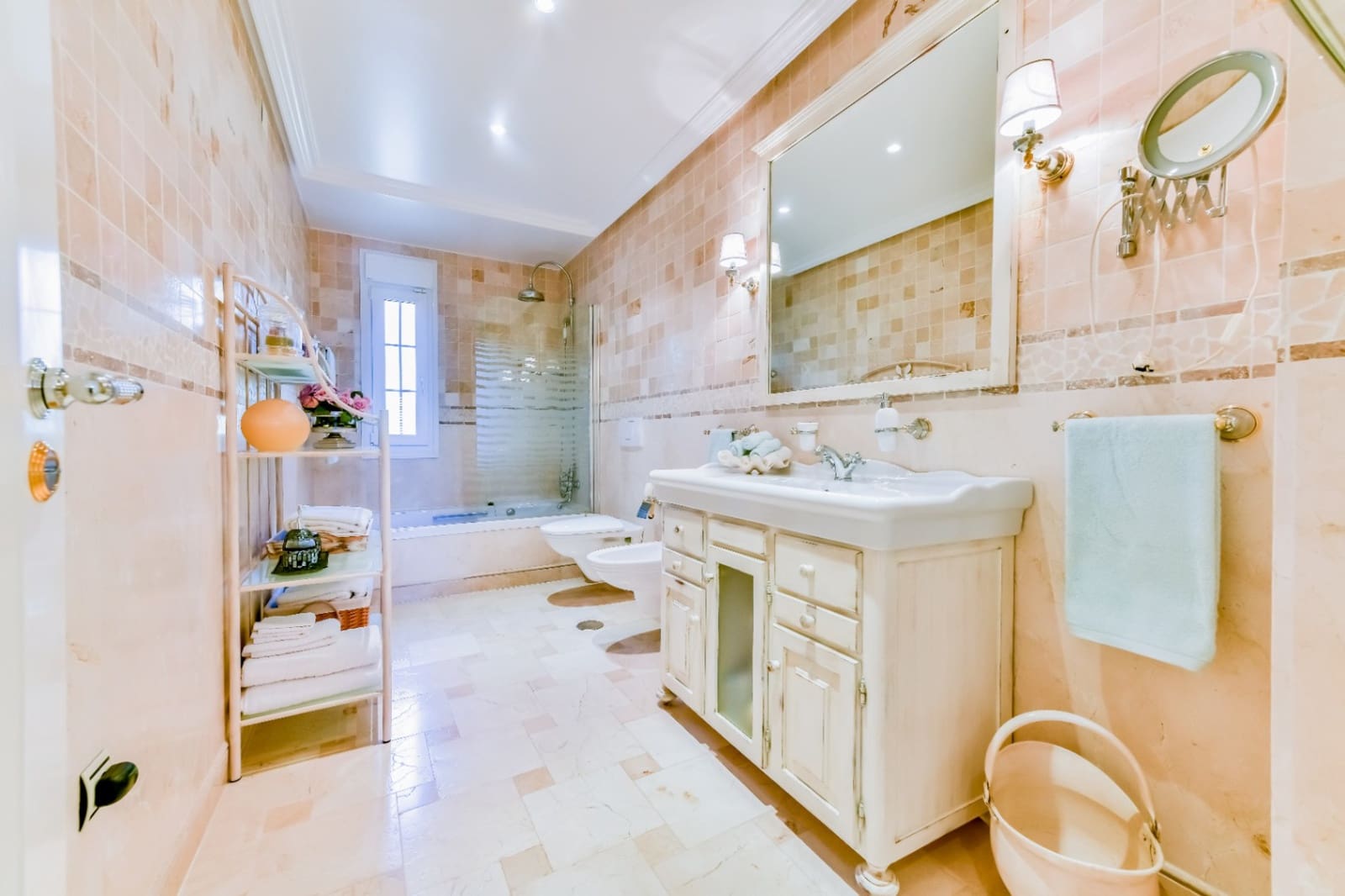 3 bedroom Villa for sale in Altea la Vella with pool garage - € 2,950,000 (Ref: 9328351)