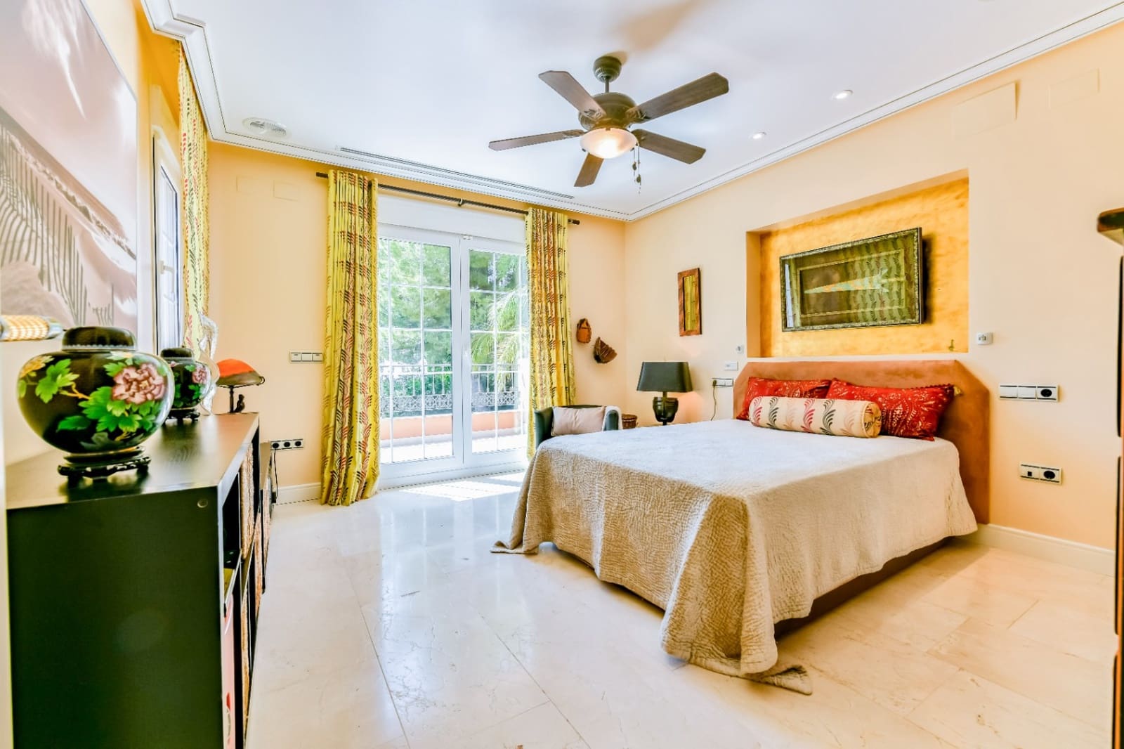 3 bedroom Villa for sale in Altea la Vella with pool garage - € 2,950,000 (Ref: 9328351)