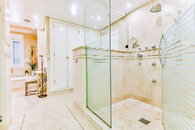 3 bedroom Villa for sale in Altea la Vella, Altea with pool garage - € 2,950,000 (Ref: 9328351)