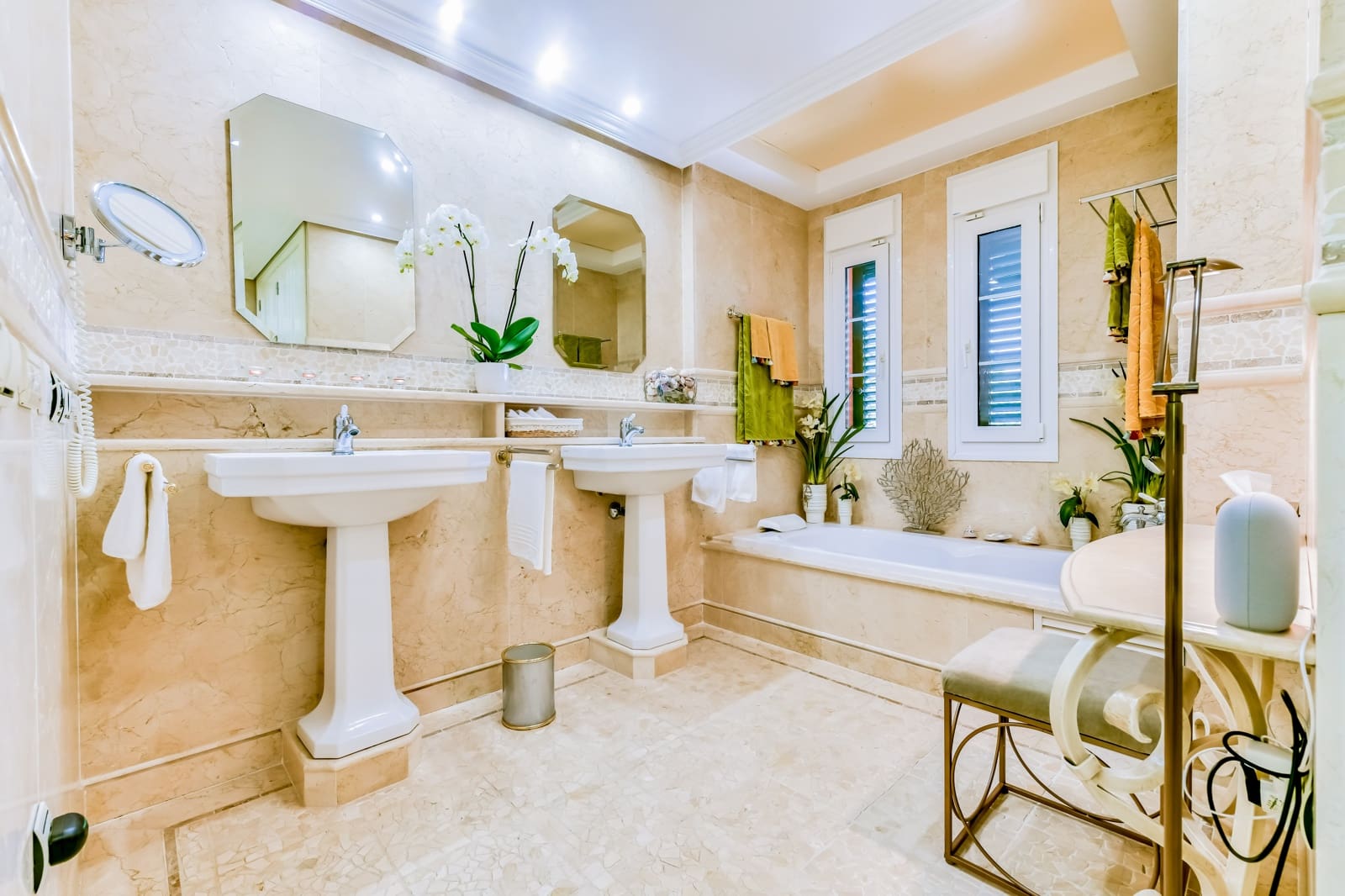 3 bedroom Villa for sale in Altea la Vella with pool garage - € 2,950,000 (Ref: 9328351)