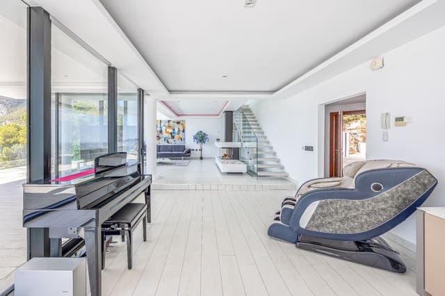 6 Zimmer Villa zu verkaufen in Altea mit Pool Garage - 2.700.000 € (Ref: 9328352)