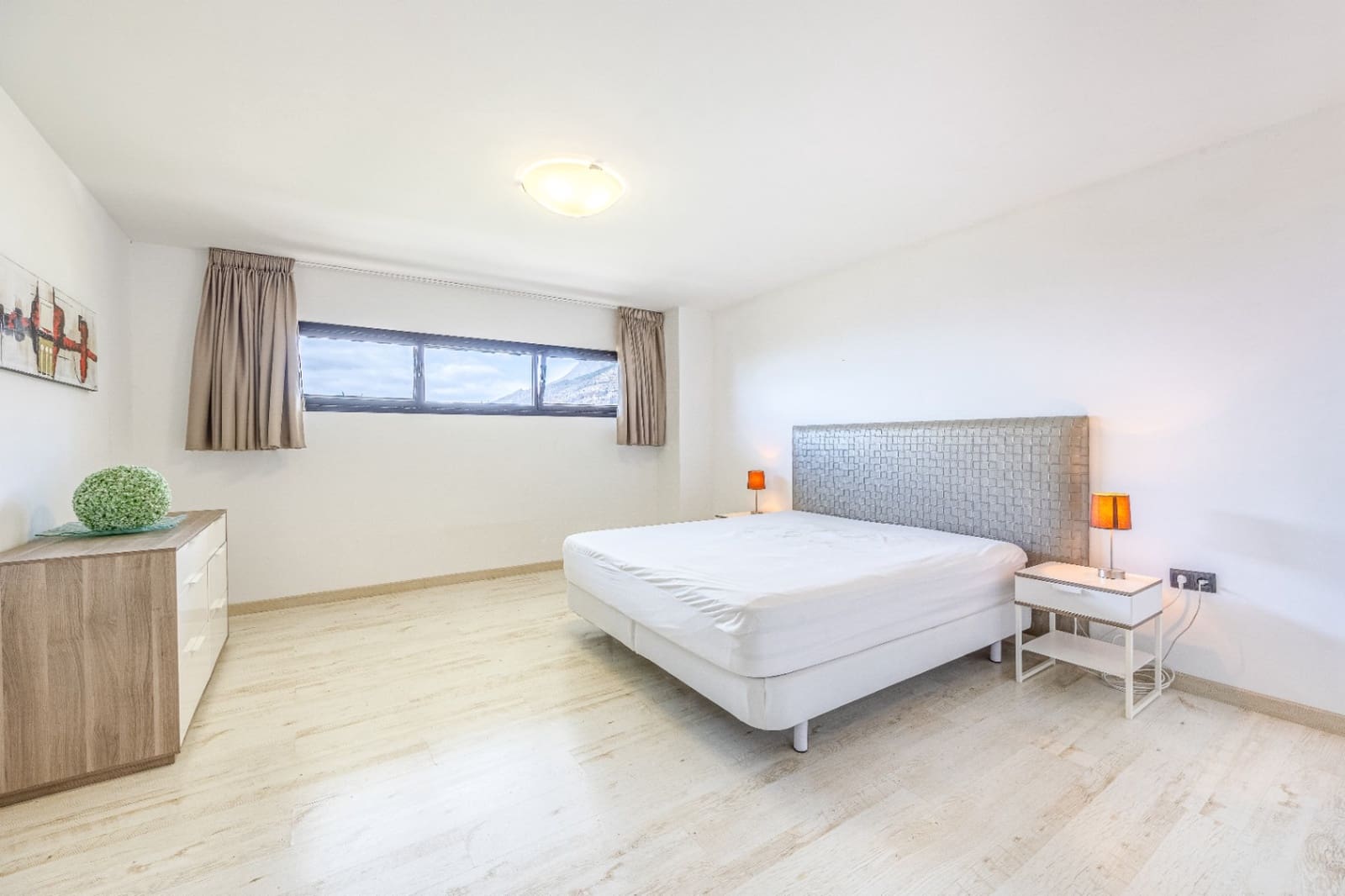 6 bedroom Villa for sale in Altea with pool garage - € 2,700,000 (Ref: 9328352)