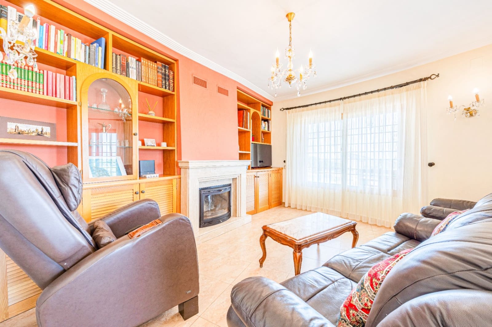 6 slaapkamer Villa te koop in Alhama Springs met zwembad garage - € 1.800.000 (Ref: 9328353)