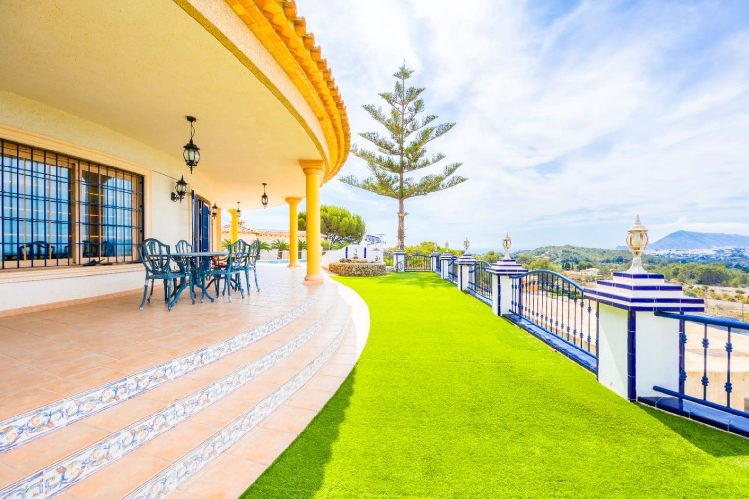 6 slaapkamer Villa te koop in Alhama Springs met zwembad garage - € 1.800.000 (Ref: 9328353)