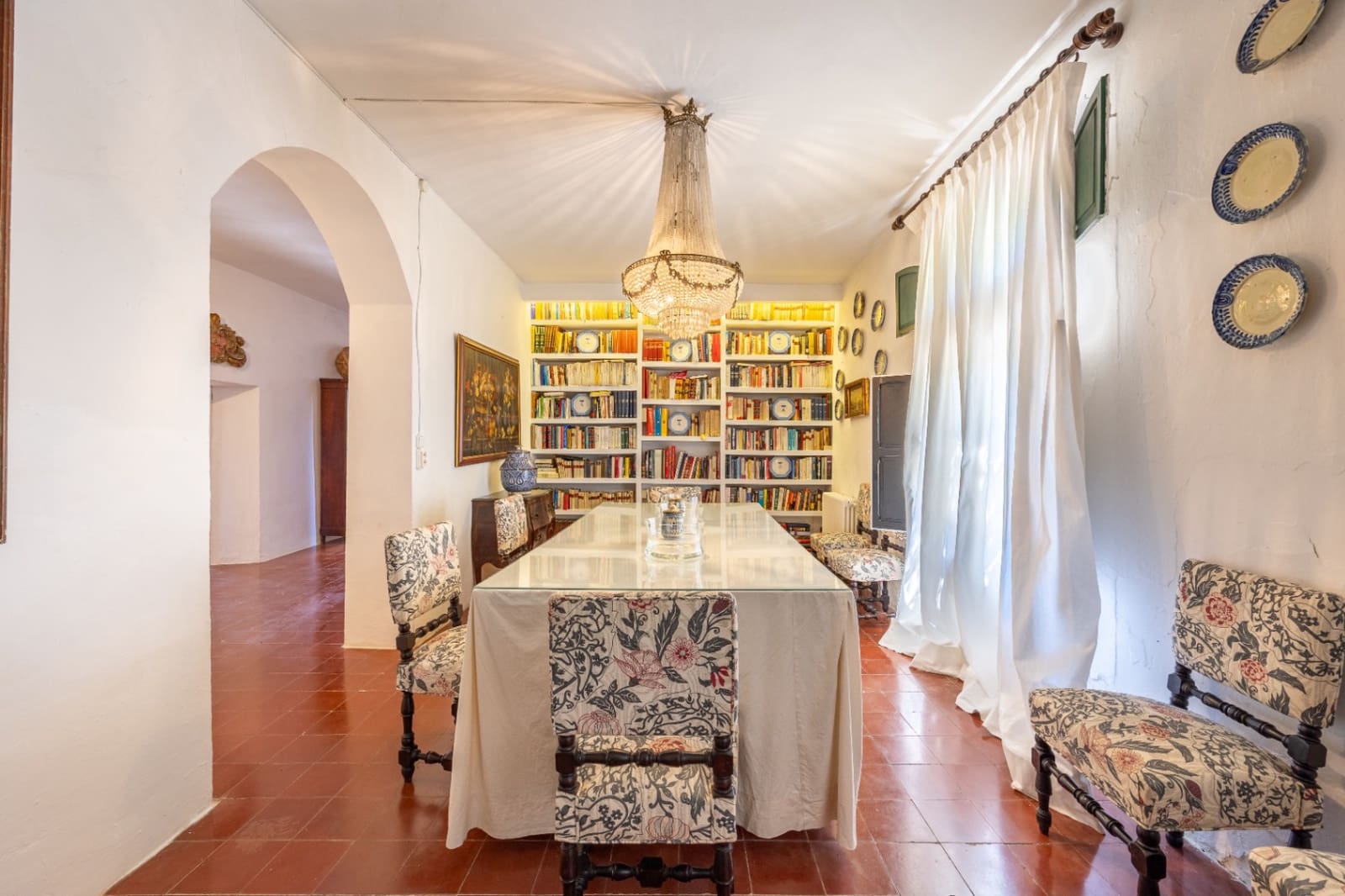 6 soverom Villa til salgs i Alhama Springs med svømmebasseng garasje - € 3 200 000 (Ref: 9328354)