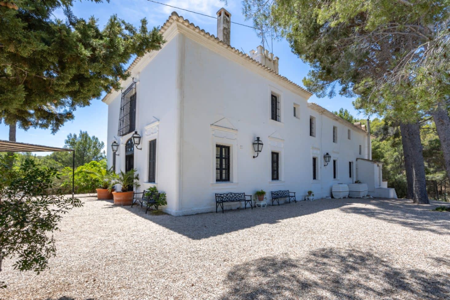 6 soverom Villa til salgs i Alhama Springs med svømmebasseng garasje - € 3 200 000 (Ref: 9328354)