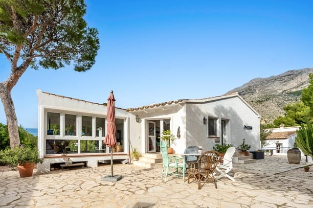 Chalet de 6 habitaciones en Altea en venta con piscina garaje - 740.000 € (Ref: 9328358)