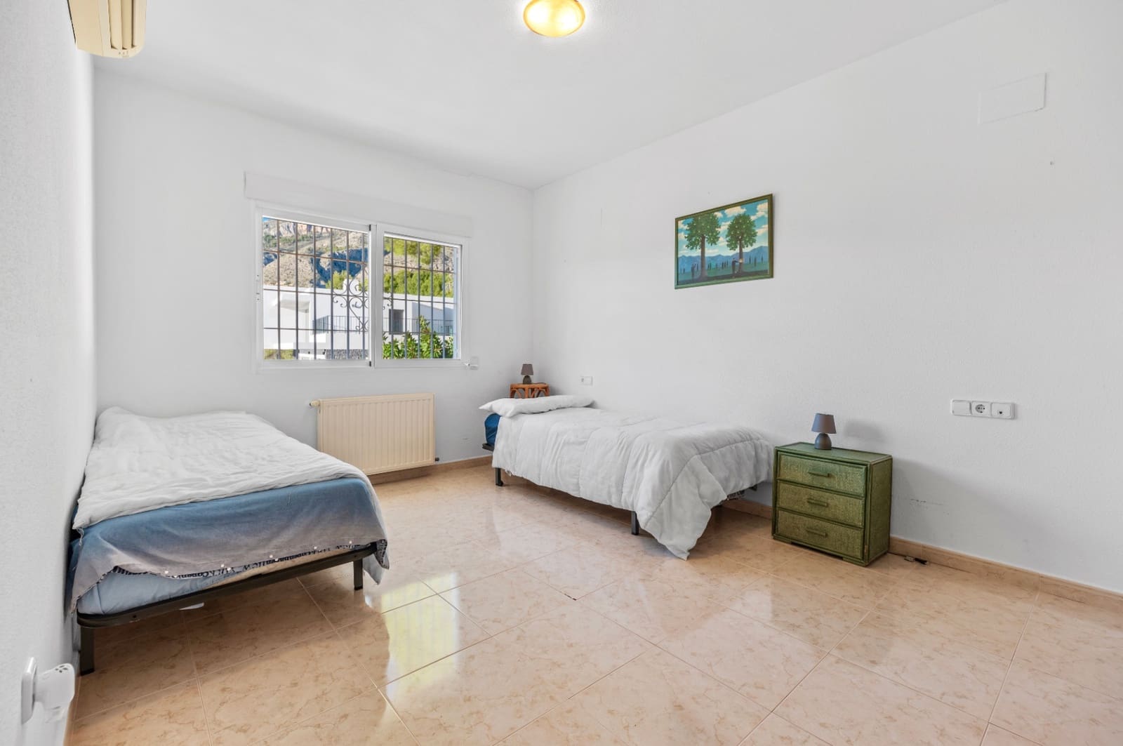 4 soverom Villa til salgs i Alhama Springs med svømmebasseng garasje - € 1 500 000 (Ref: 9328359)