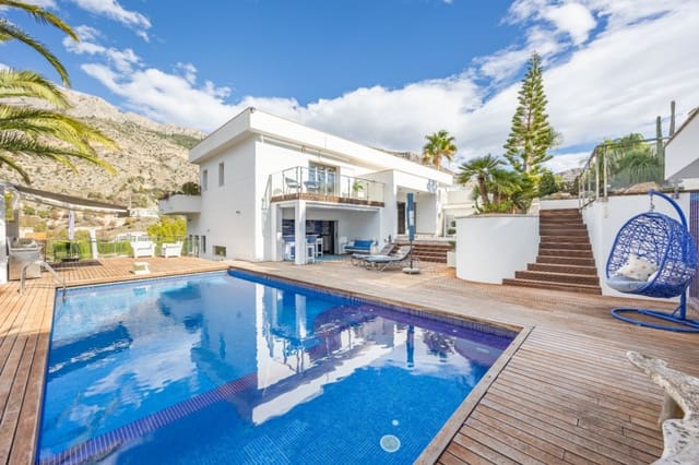 4 bedroom Villa for sale in Altea la Vella, Altea with pool garage - € 1,200,000 (Ref: 9328360)