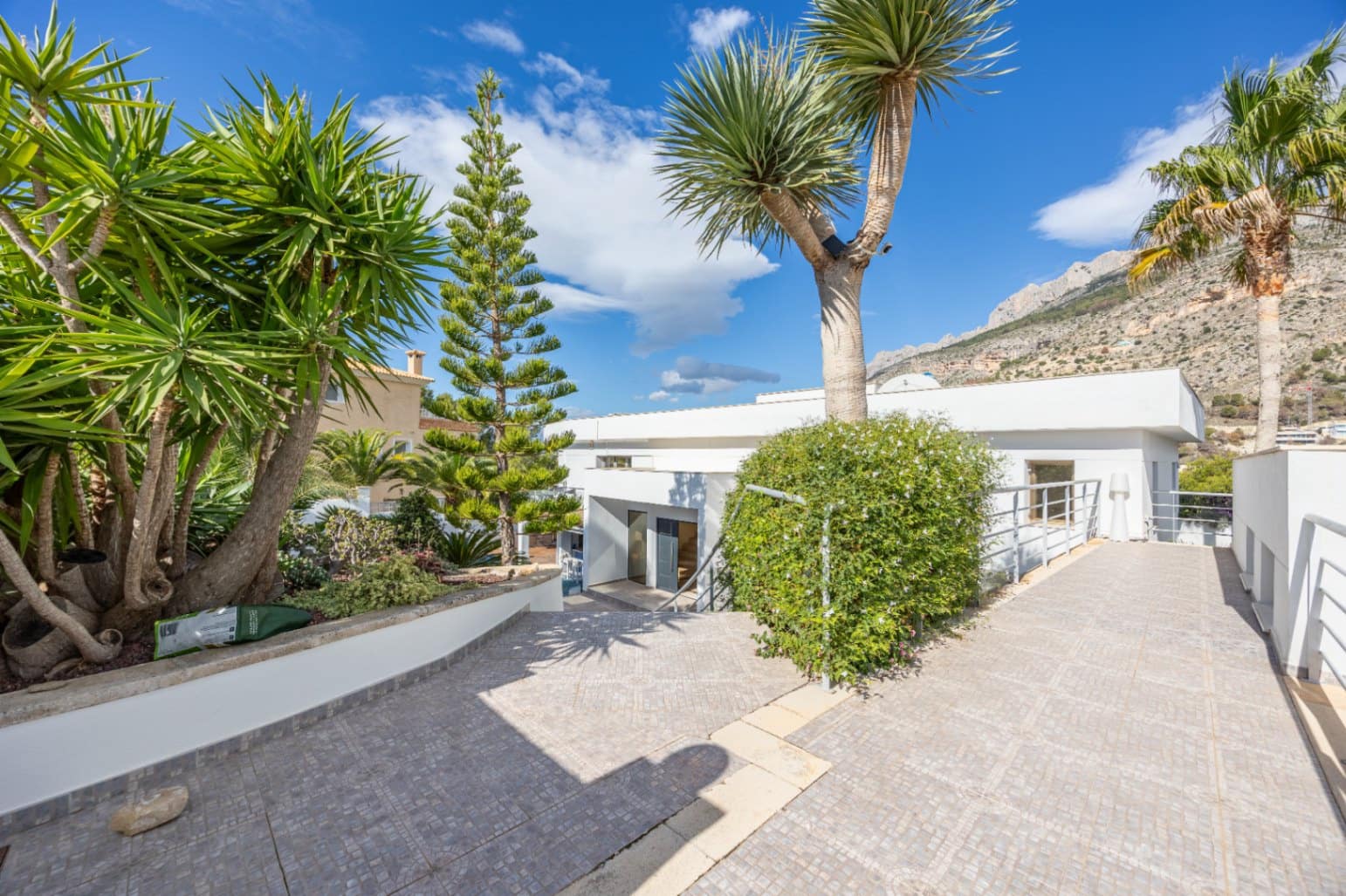 4 soveværelse Villa til salg i Altea la Vella med swimmingpool garage - € 1.200.000 (Ref: 9328360)