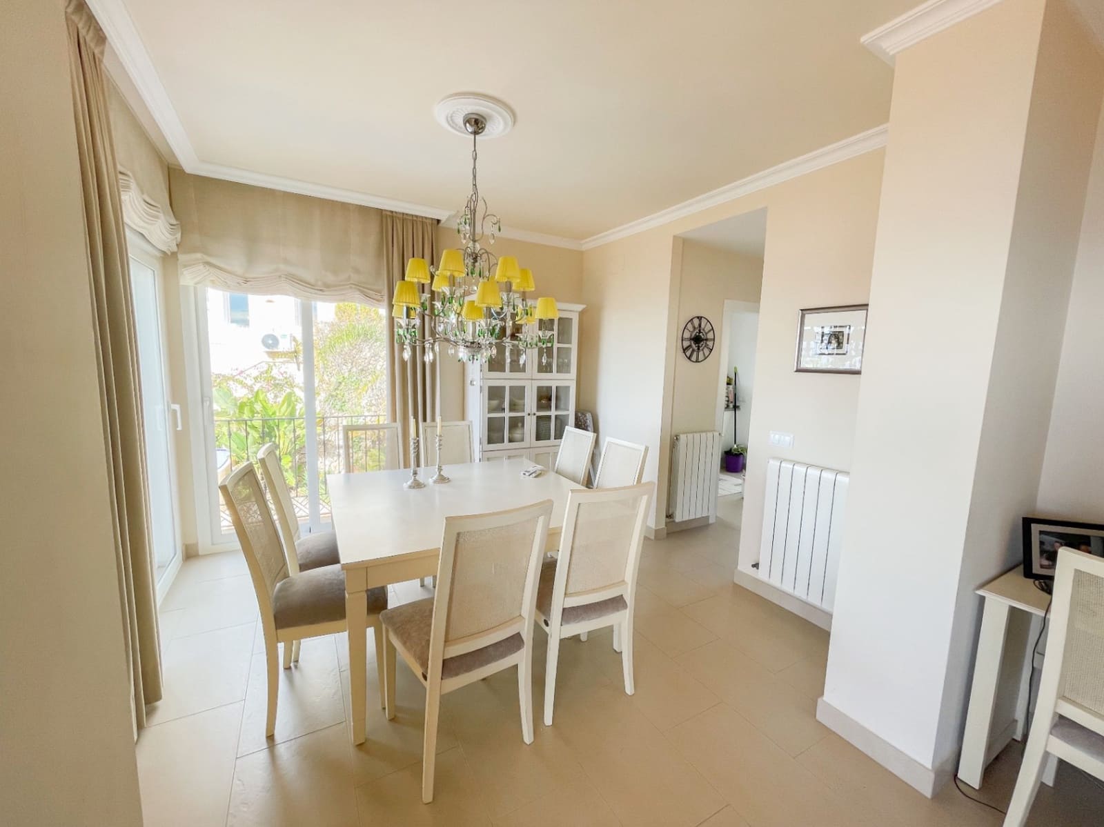 5 bedroom Villa for sale in Altea with pool garage - € 1,600,000 (Ref: 9328362)