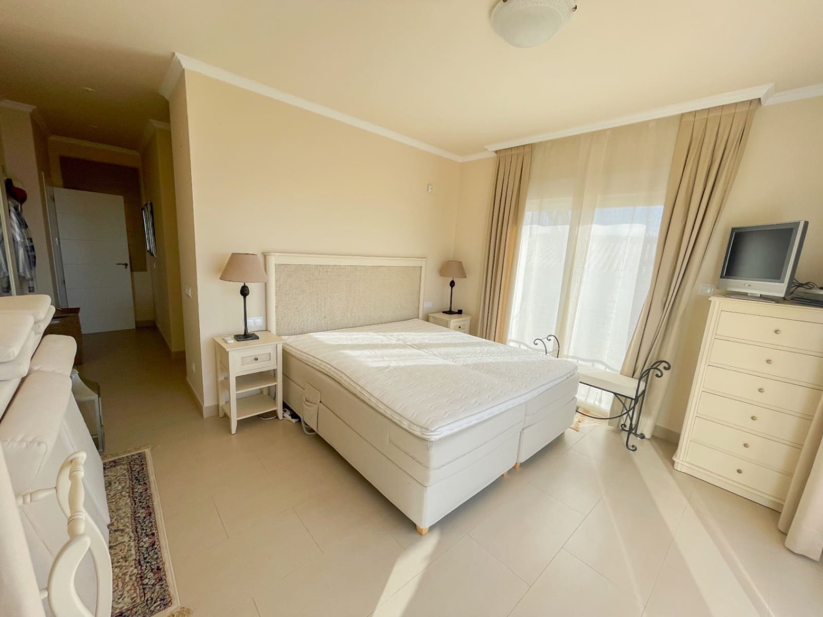 5 bedroom Villa for sale in Altea with pool garage - € 1,600,000 (Ref: 9328362)