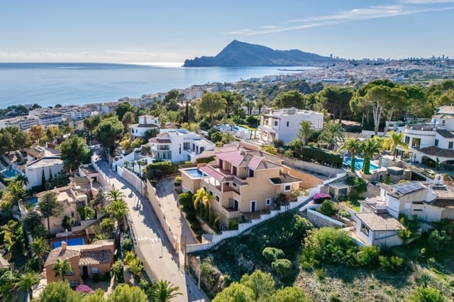 6 camera da letto Villa in vendita in Altea con piscina garage - 2.000.000 € (Rif: 9328365)