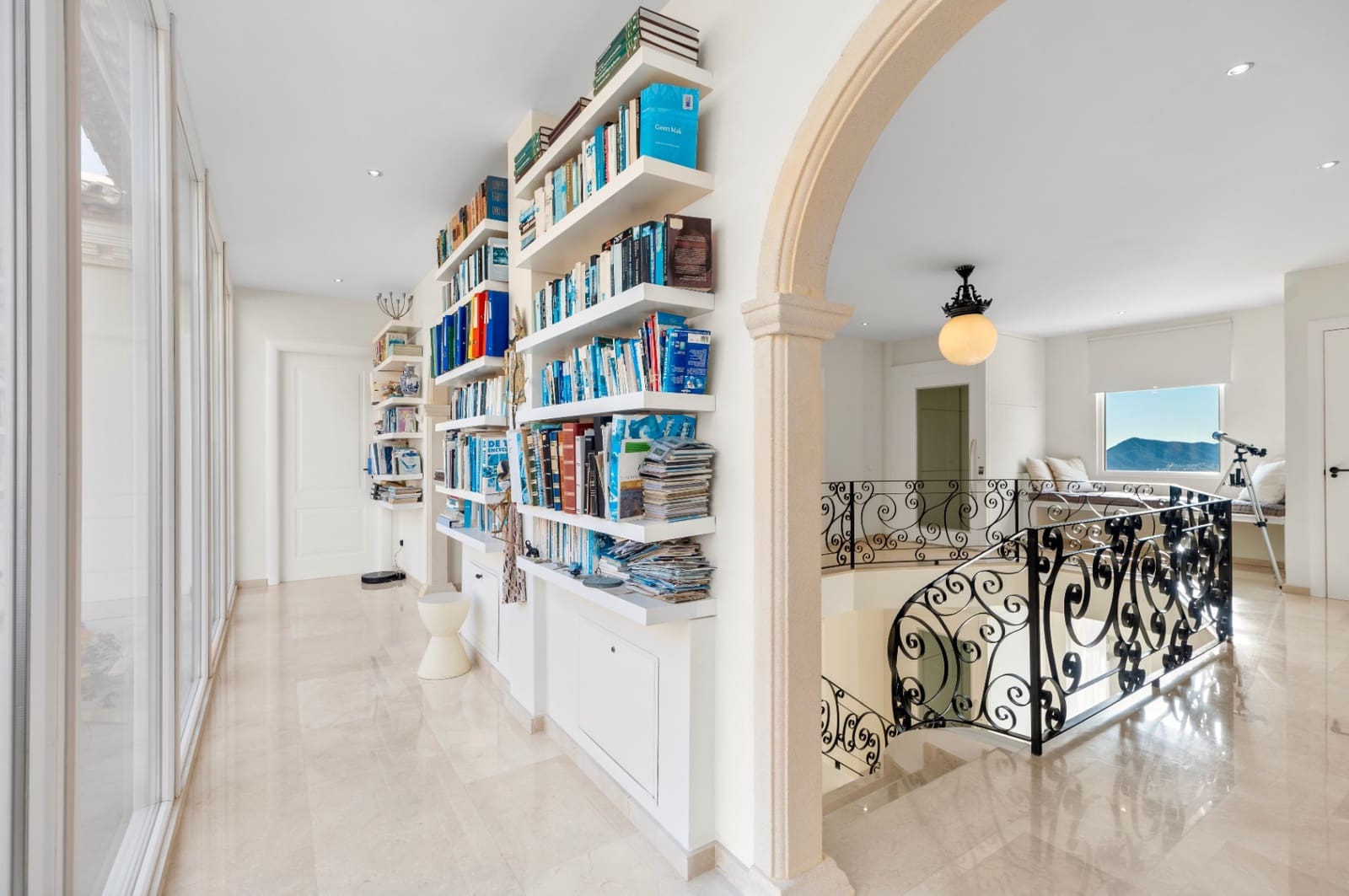 9 bedroom Villa for sale in Altea with pool garage - € 2,950,000 (Ref: 9328366)