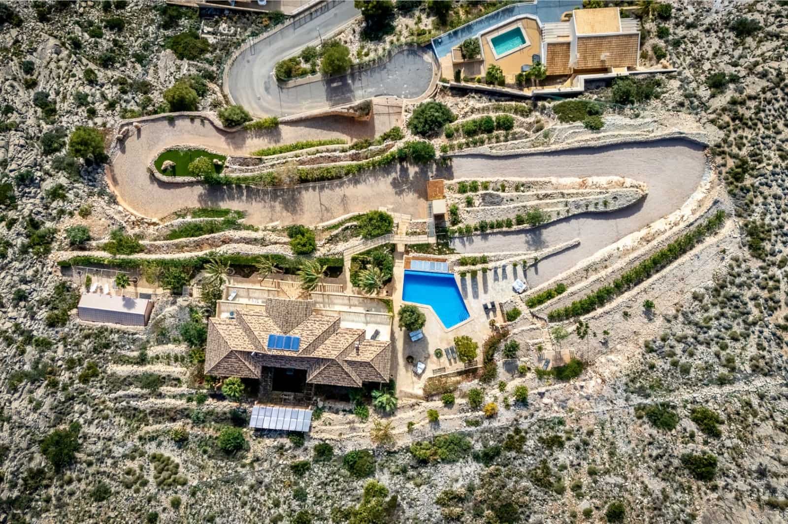 9 bedroom Villa for sale in Altea with pool garage - € 2,950,000 (Ref: 9328366)