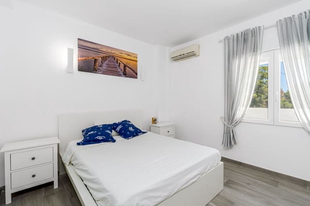 4 quarto Moradia para venda em Altea com piscina garagem - 645 000 € (Ref: 9328367)