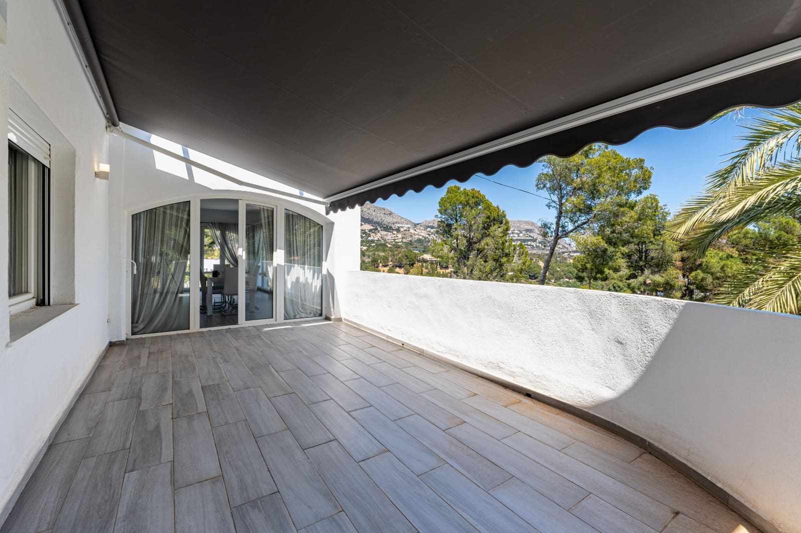 4 quarto Moradia para venda em Altea com piscina garagem - 645 000 € (Ref: 9328367)