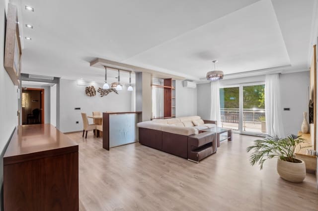 Chalet de 5 habitaciones en Altea en venta con piscina garaje - 1.300.000 € (Ref: 9328377)