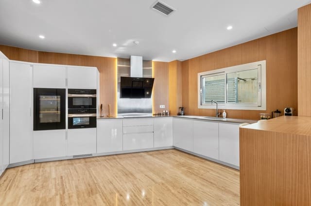 3 sypialnia Apartament na sprzedaż w Altea la Vella, Altea z basenem garażem - 1 995 000 € (Ref: 9328378)