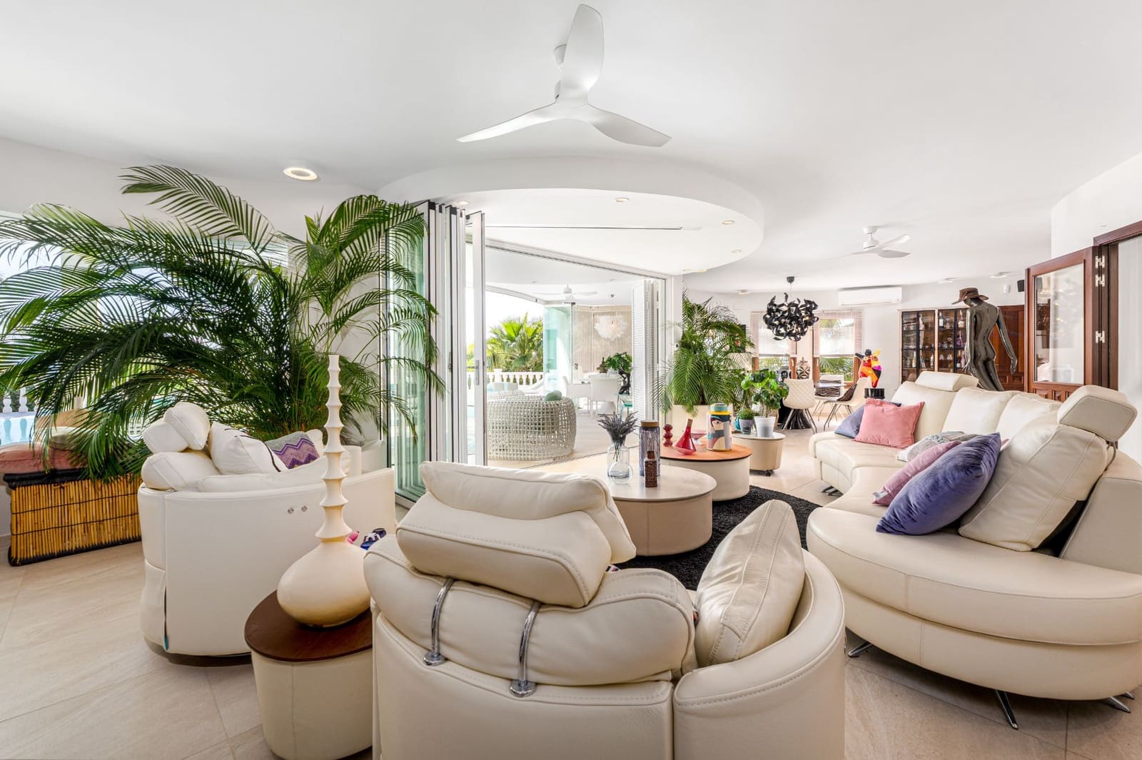 5 sypialnia Willa na sprzedaż w Altea z basenem garażem - 1 975 000 € (Ref: 9328383)