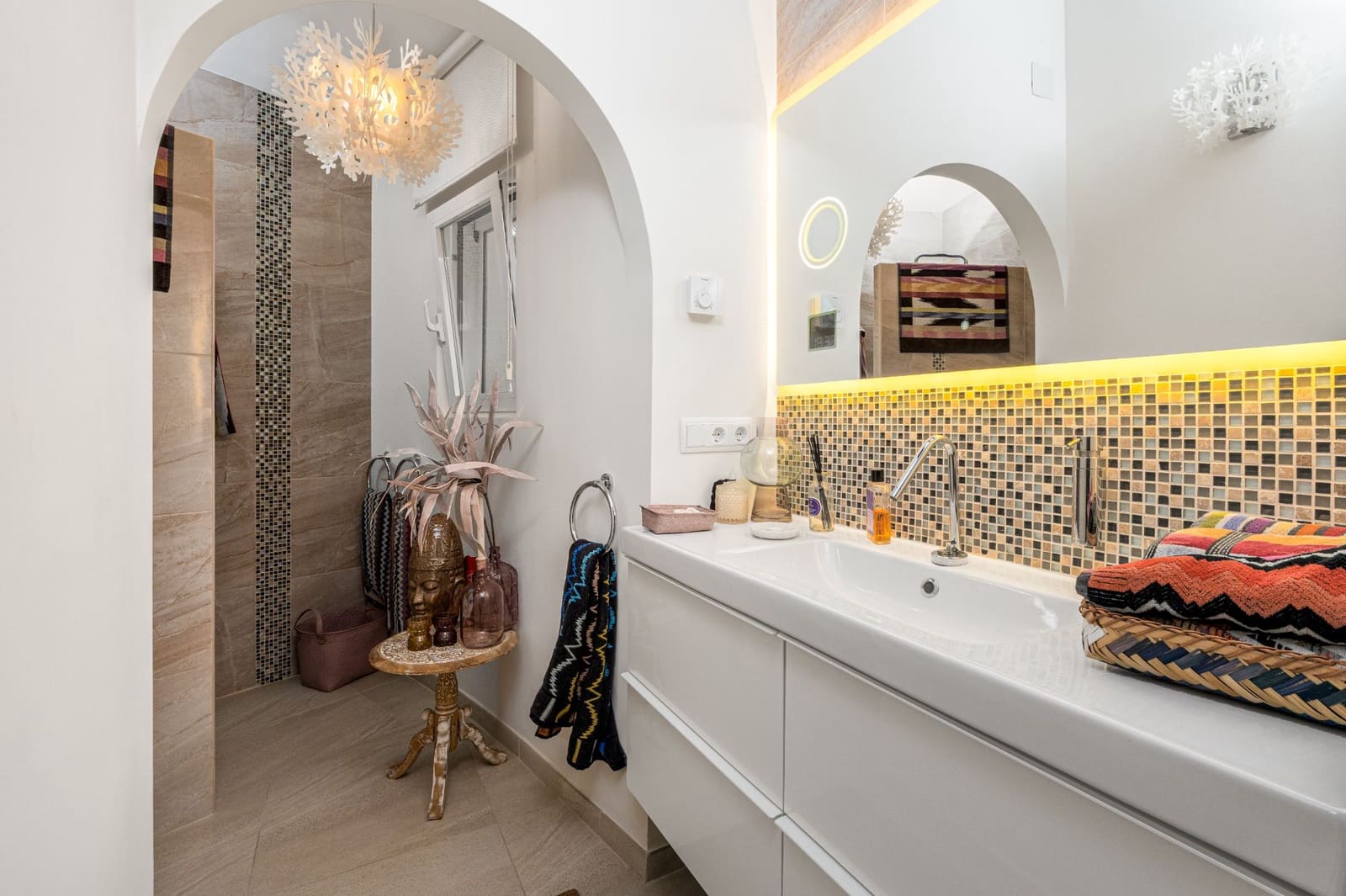 5 sypialnia Willa na sprzedaż w Altea z basenem garażem - 1 975 000 € (Ref: 9328383)