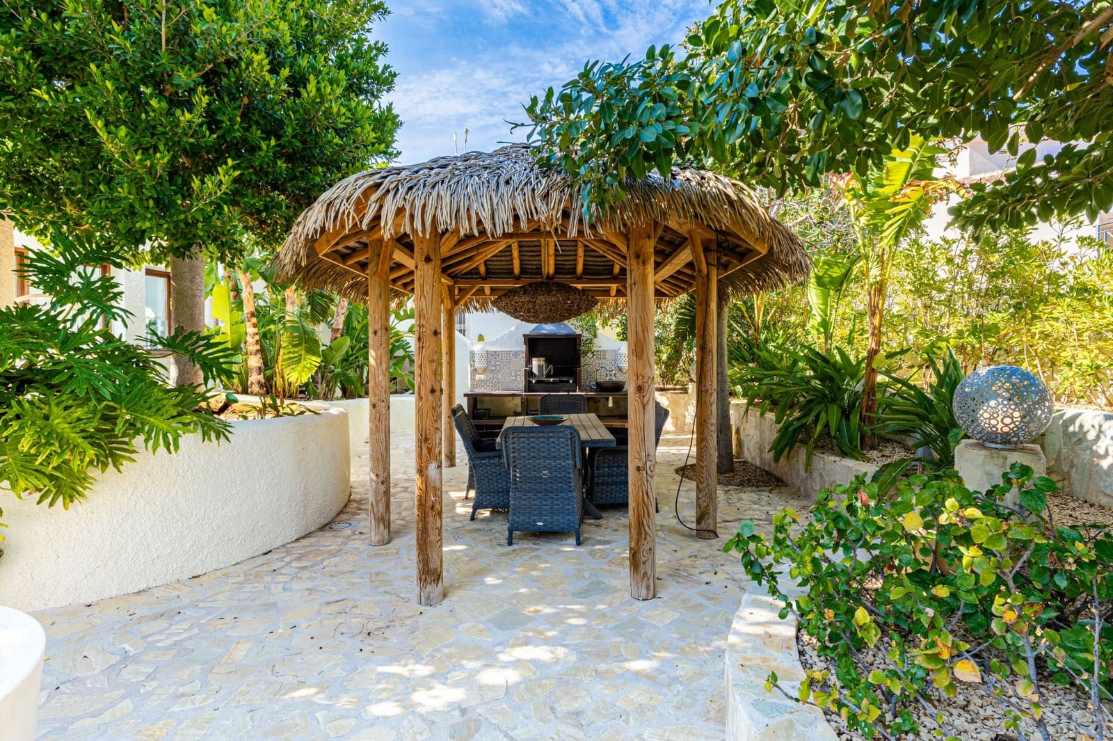 5 sypialnia Willa na sprzedaż w Altea z basenem garażem - 1 975 000 € (Ref: 9328383)