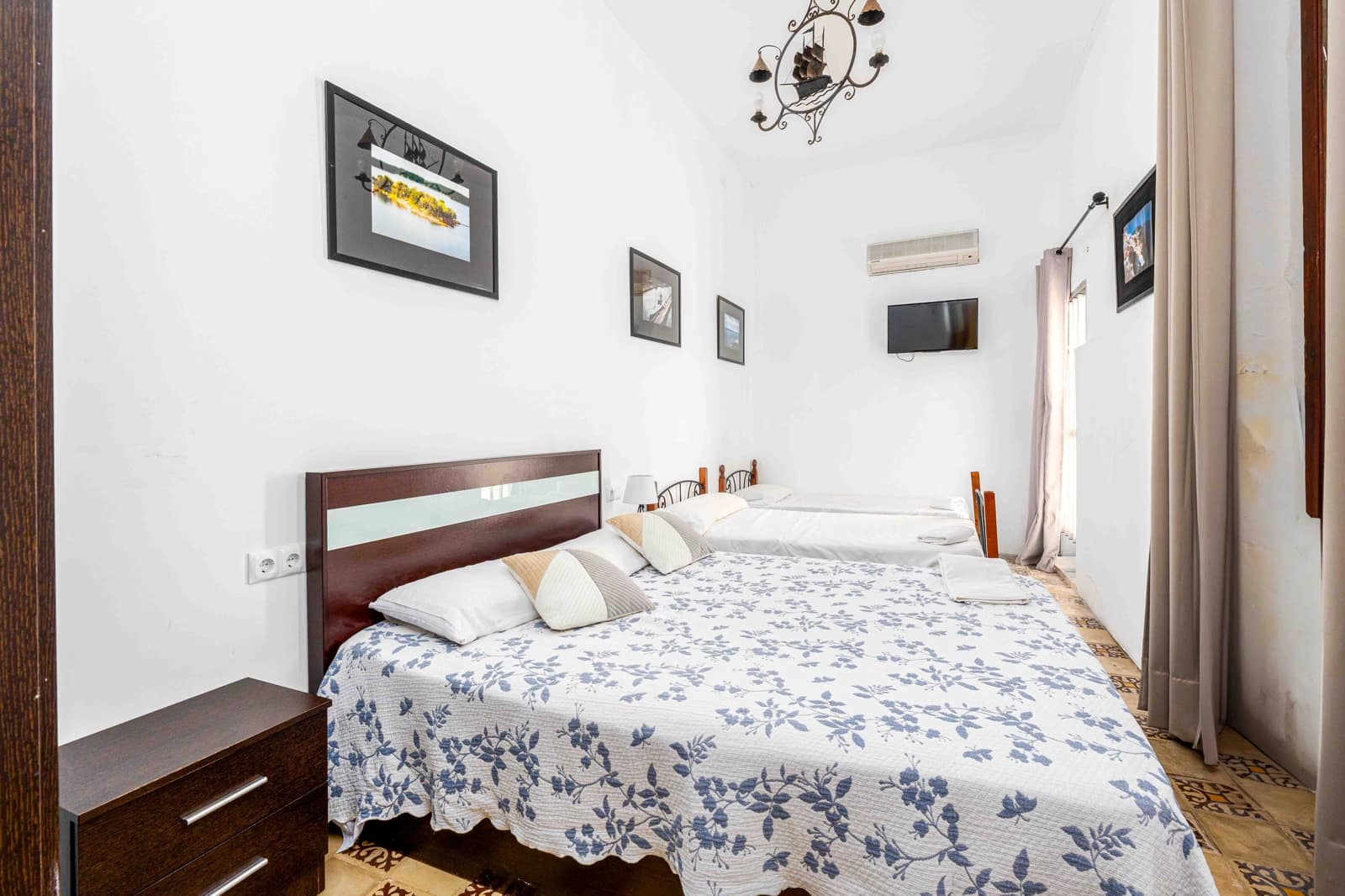 7 bedroom Villa for sale in Altea with pool - € 2,000,000 (Ref: 9328384)