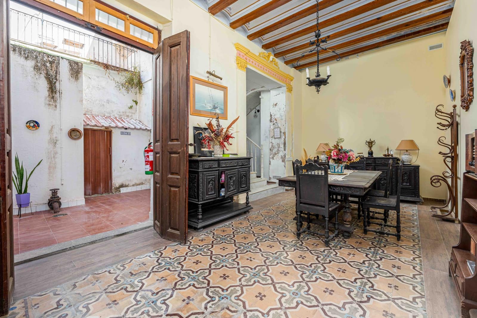 7 bedroom Villa for sale in Altea with pool - € 2,000,000 (Ref: 9328384)