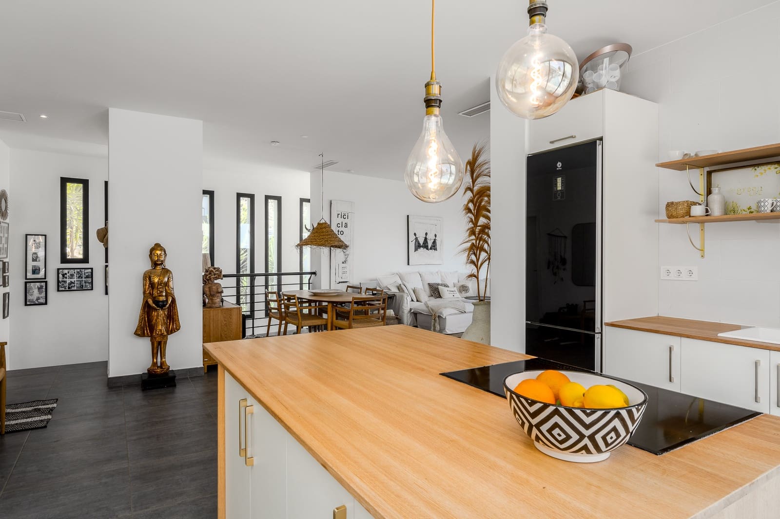 3 bedroom Villa for sale in Altea with pool garage - € 890,000 (Ref: 9328387)