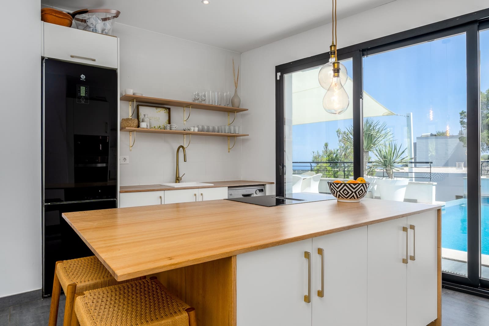 3 bedroom Villa for sale in Altea with pool garage - € 890,000 (Ref: 9328387)