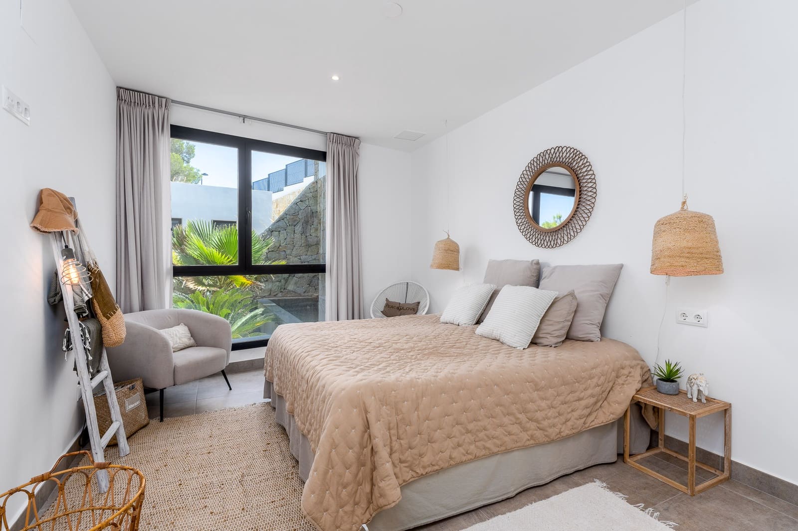 3 bedroom Villa for sale in Altea with pool garage - € 890,000 (Ref: 9328387)