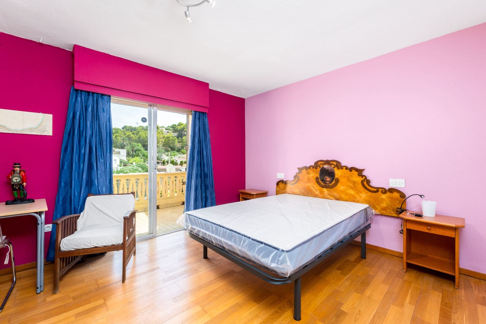 4 bedroom Villa for sale in Altea with pool garage - € 420,000 (Ref: 9328394)