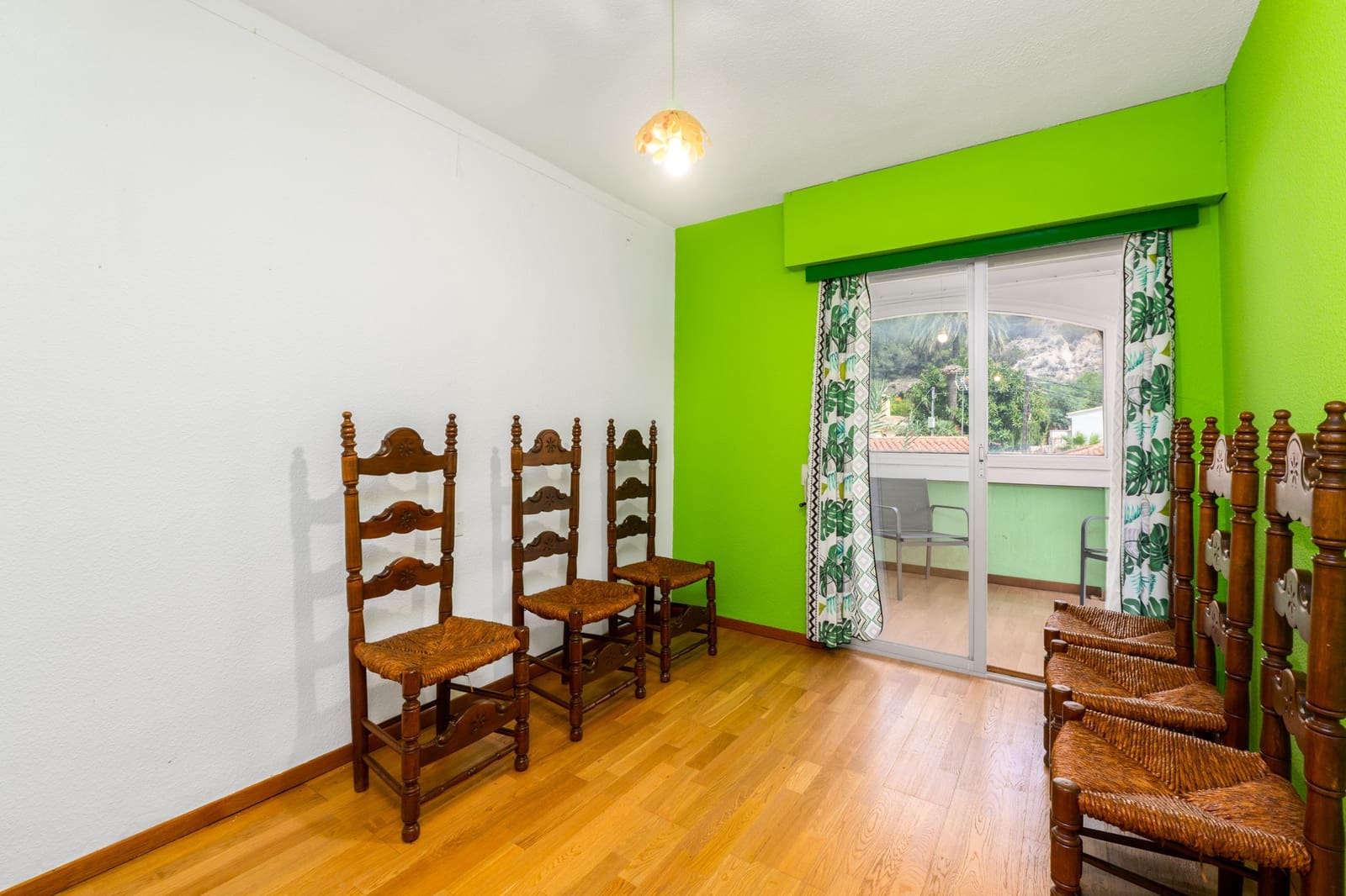 4 bedroom Villa for sale in Altea with pool garage - € 420,000 (Ref: 9328394)