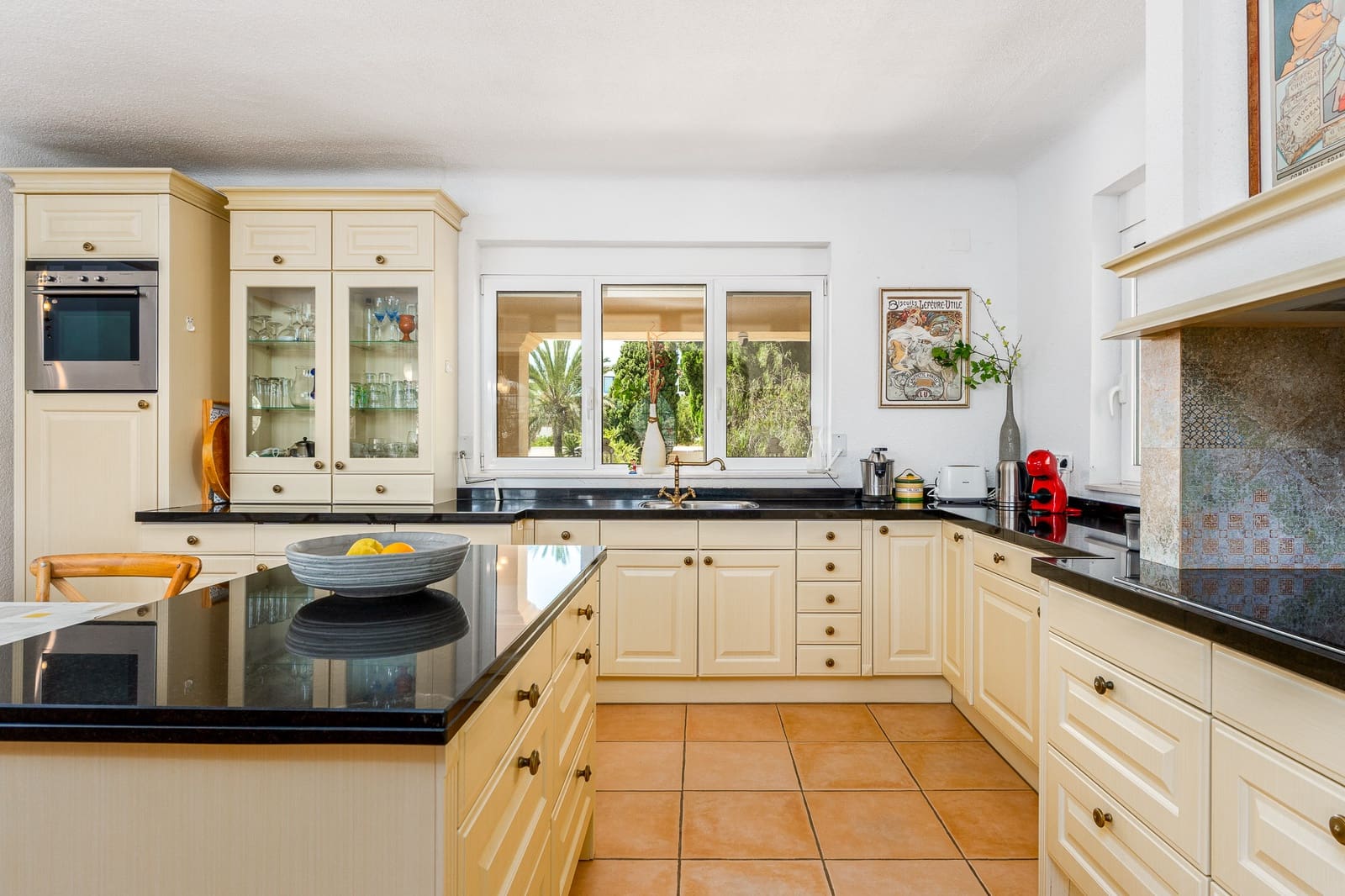 7 bedroom Villa for sale in Altea with pool garage - € 1,370,000 (Ref: 9328395)