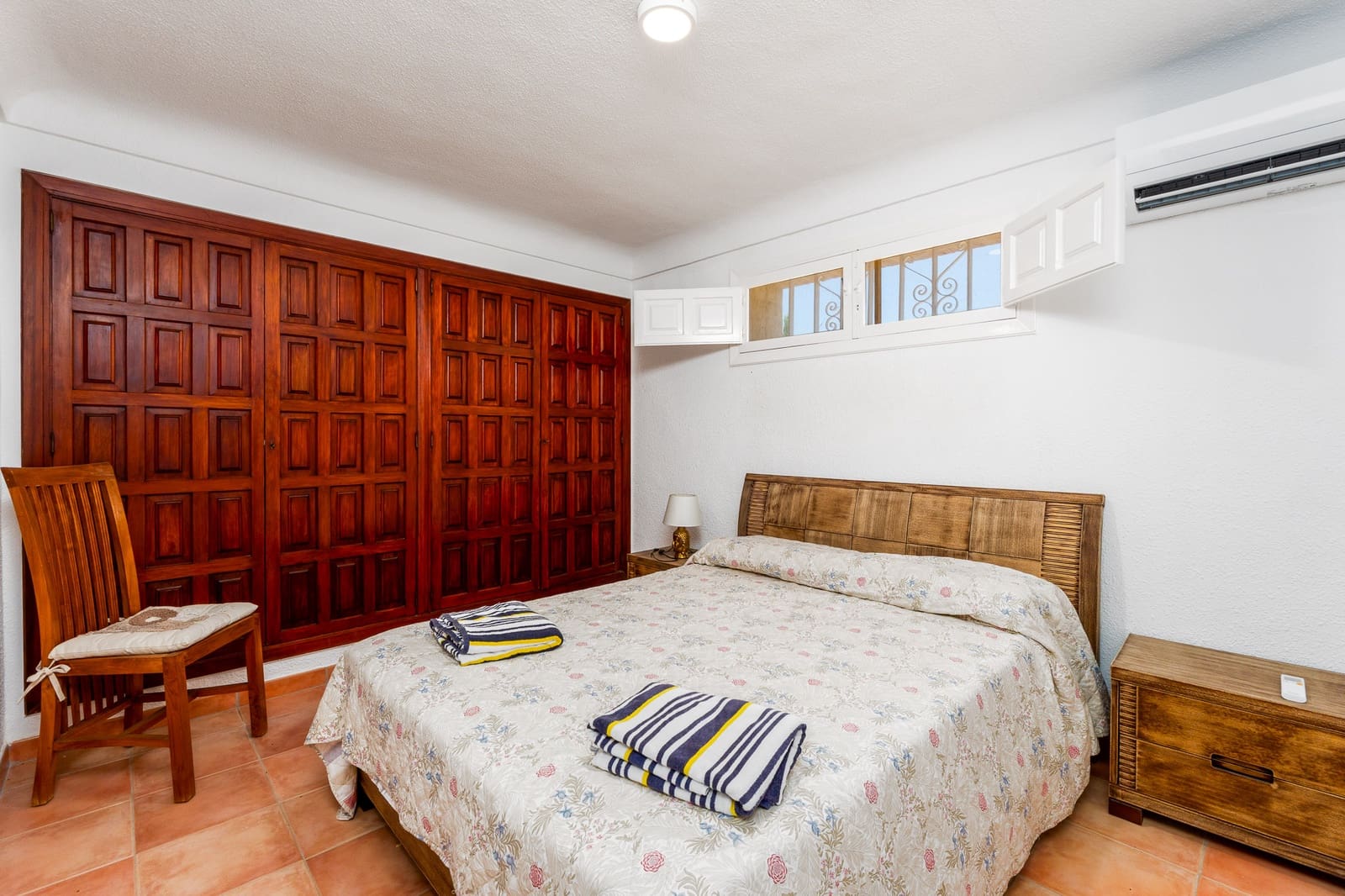 7 bedroom Villa for sale in Altea with pool garage - € 1,370,000 (Ref: 9328395)