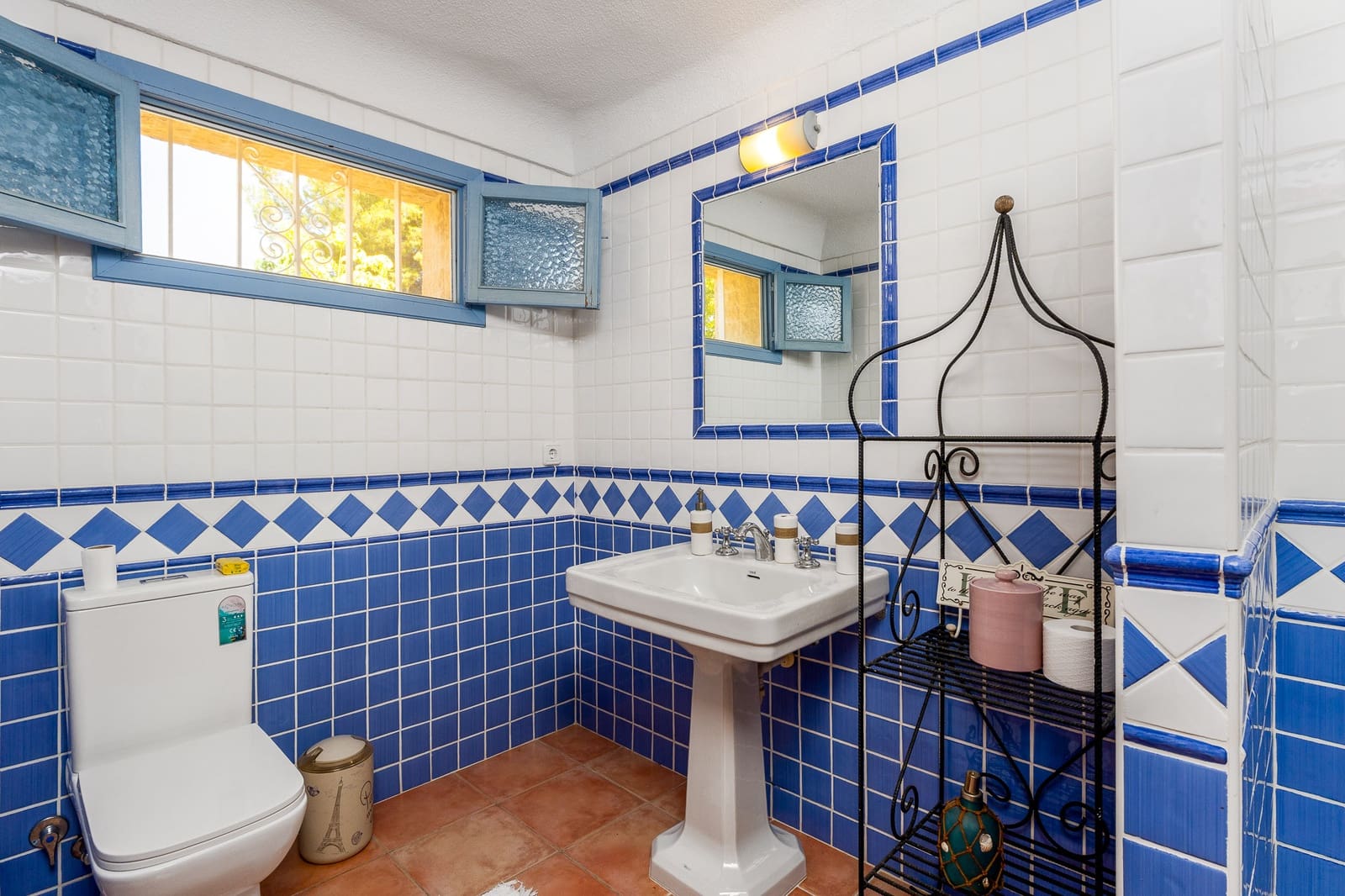 7 bedroom Villa for sale in Altea with pool garage - € 1,370,000 (Ref: 9328395)