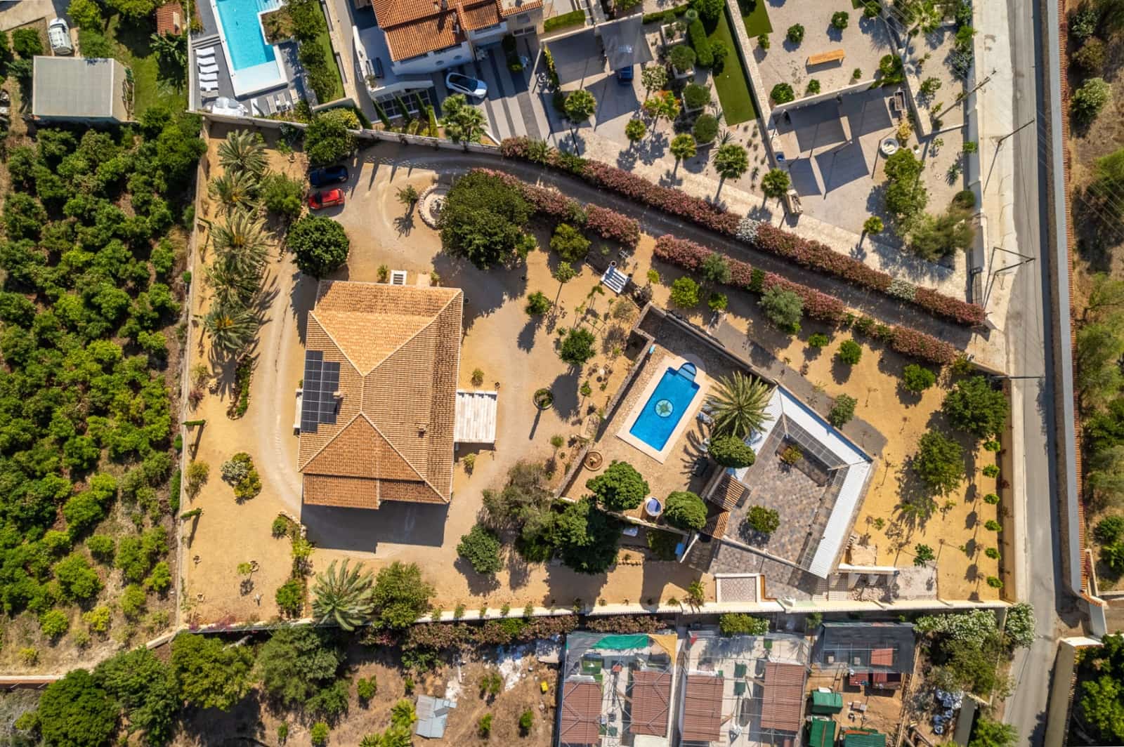 7 bedroom Villa for sale in Altea with pool garage - € 1,370,000 (Ref: 9328395)