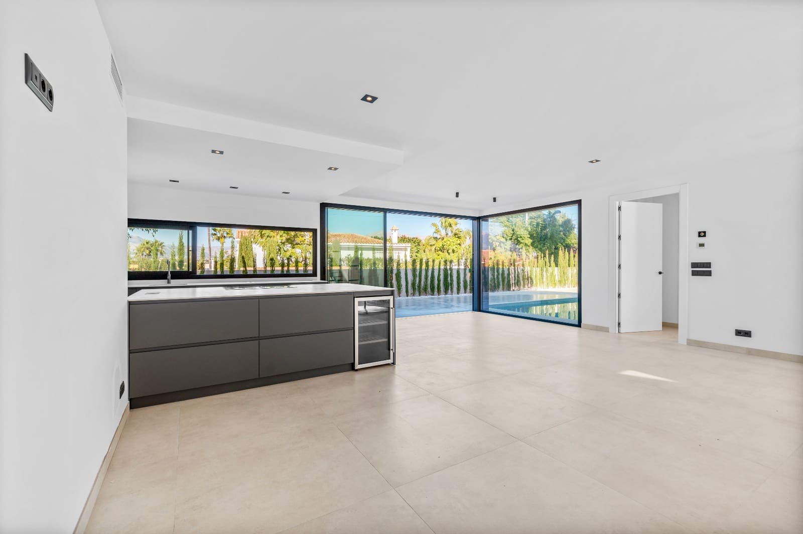 4 slaapkamer Villa te koop in Albir met zwembad garage - € 1.300.000 (Ref: 9328400)