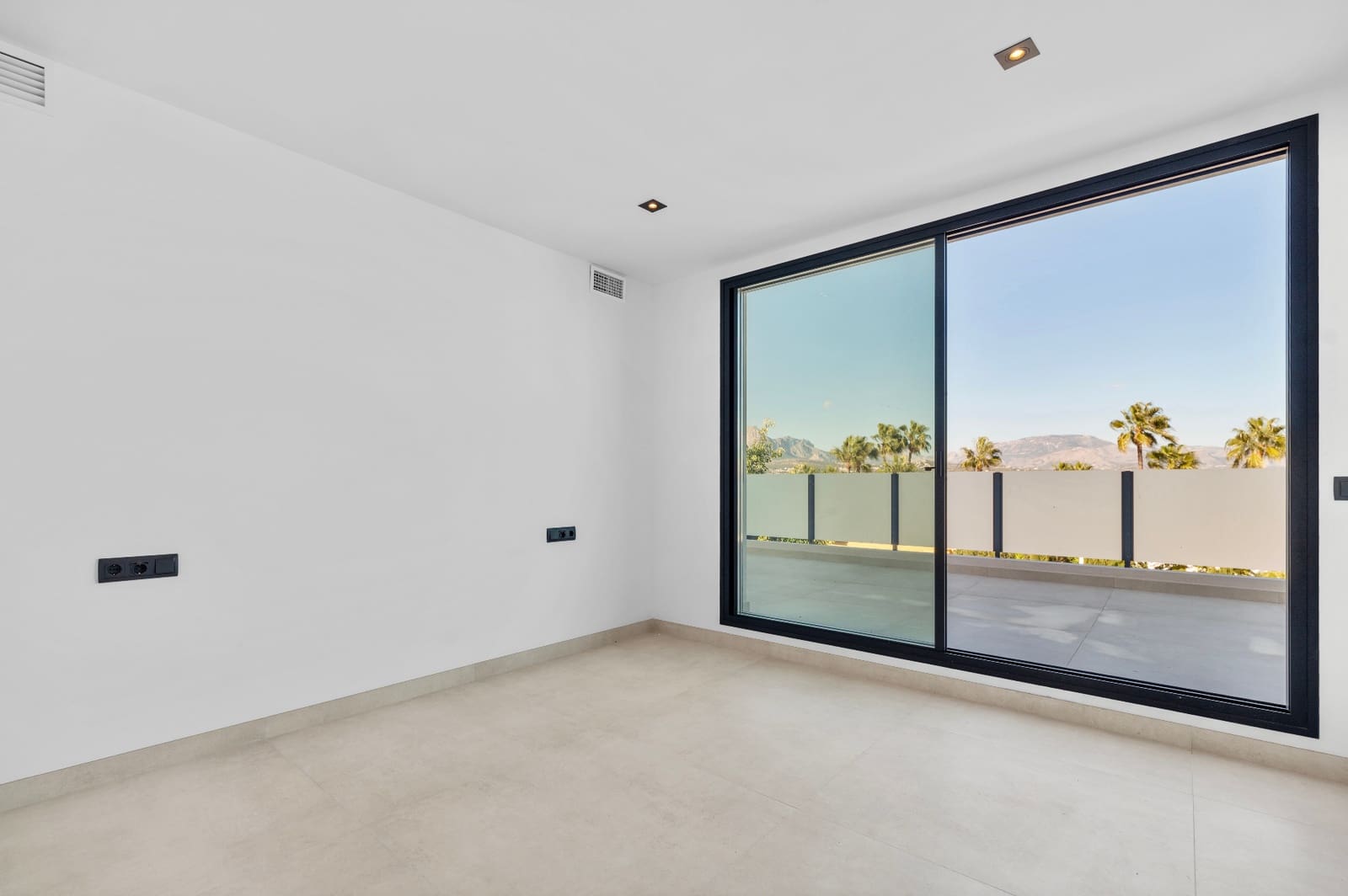 4 slaapkamer Villa te koop in Albir met zwembad garage - € 1.300.000 (Ref: 9328400)