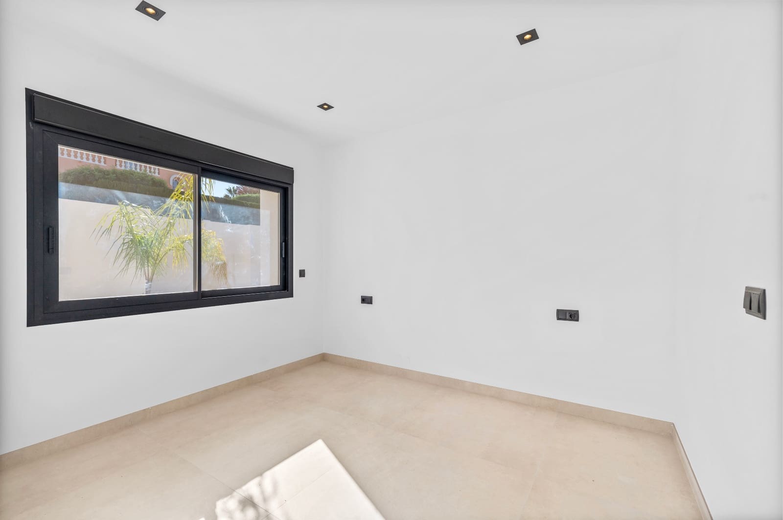 4 slaapkamer Villa te koop in Albir met zwembad garage - € 1.300.000 (Ref: 9328400)