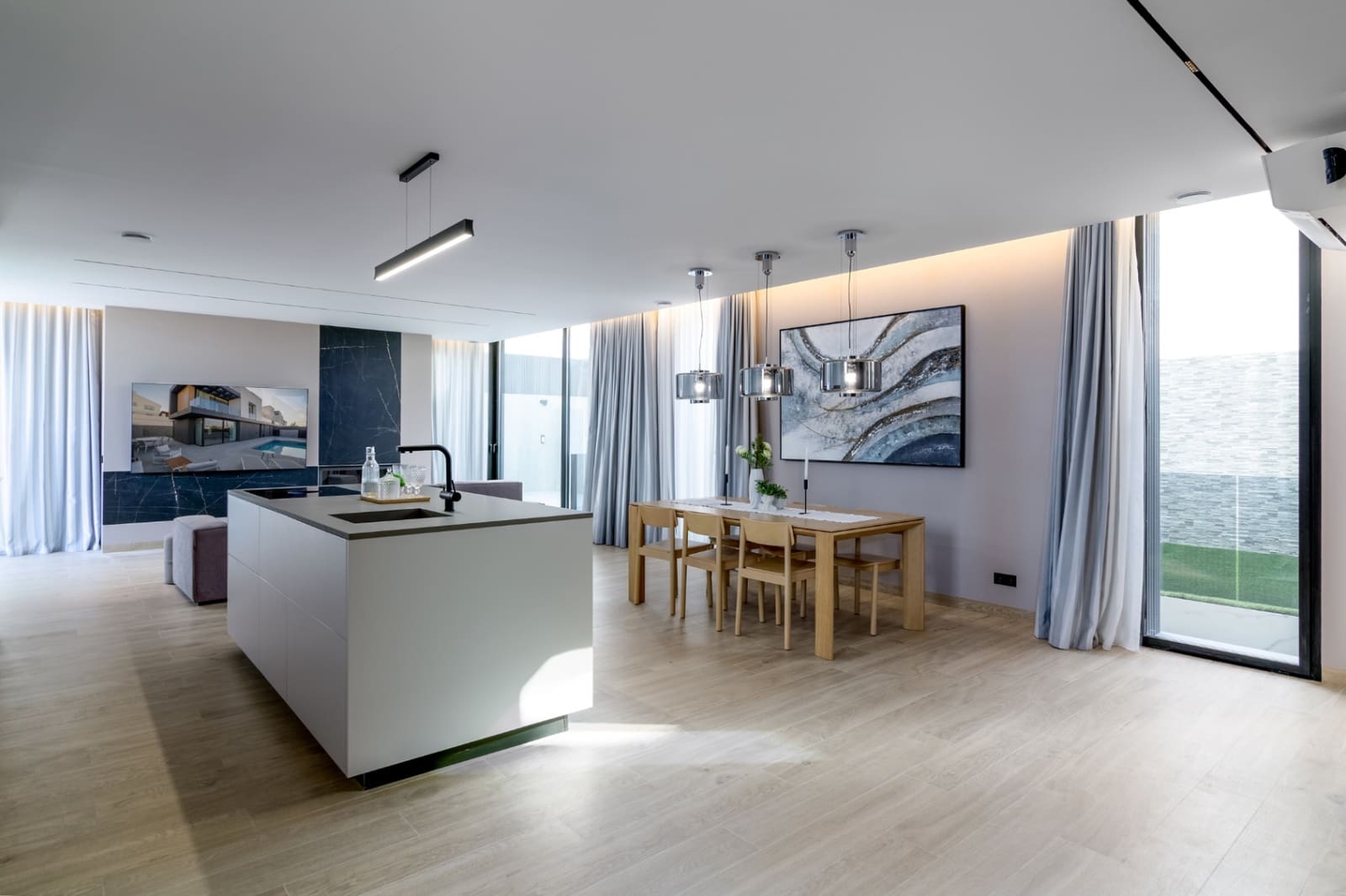 4 bedroom Villa for sale in Albir with pool garage - € 1,950,000 (Ref: 9328403)