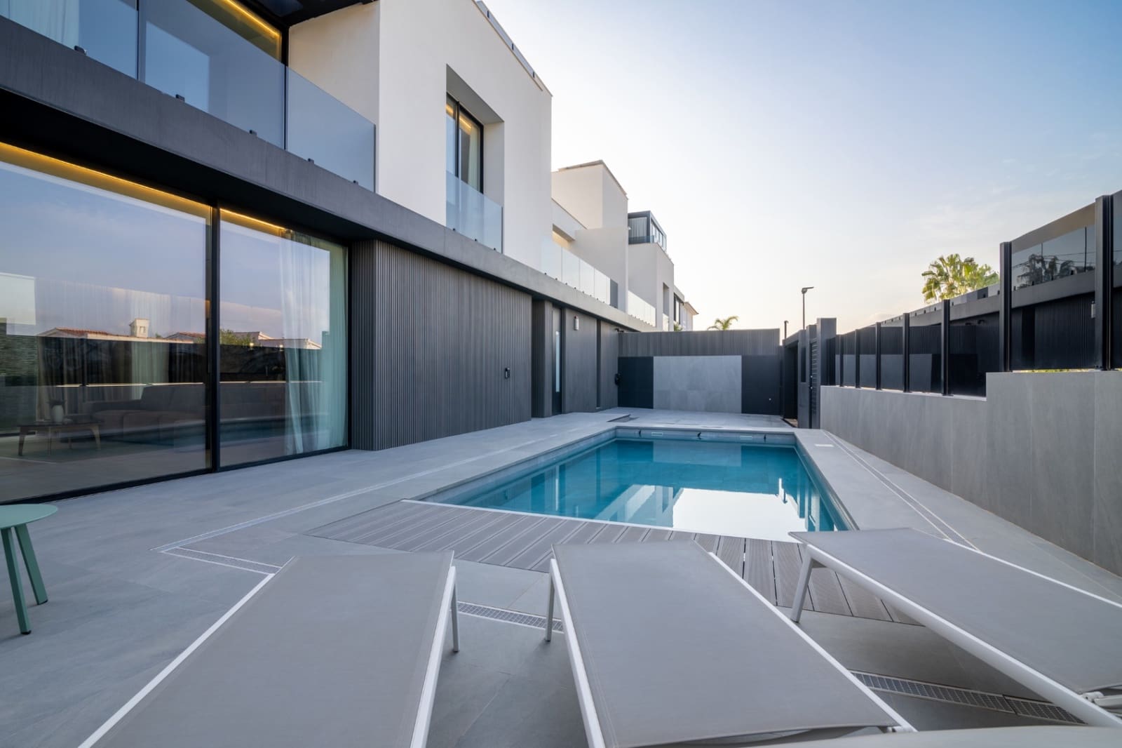 4 bedroom Villa for sale in Albir with pool garage - € 1,950,000 (Ref: 9328403)