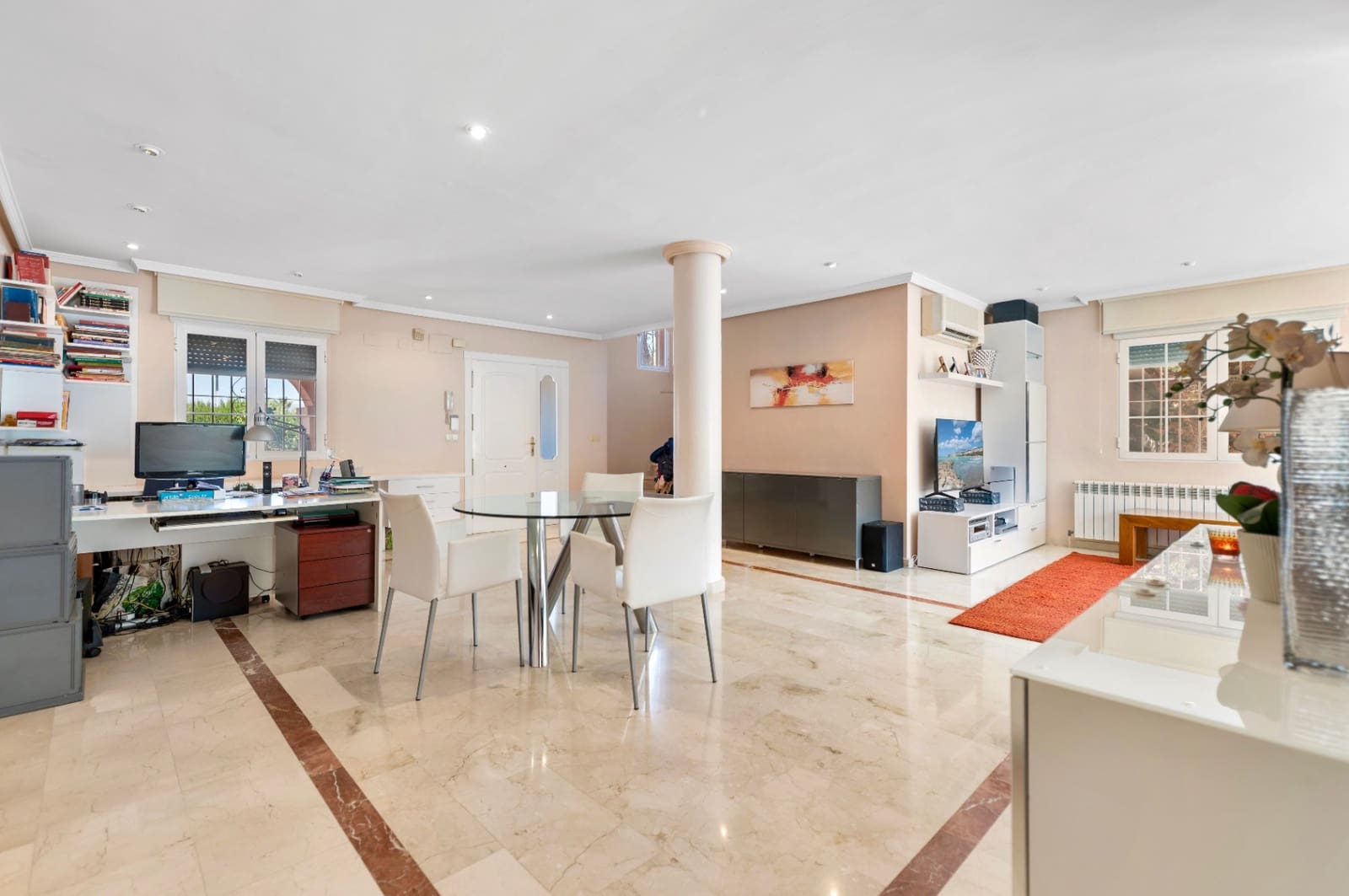 4 bedroom Villa for sale in Albir with pool garage - € 660,000 (Ref: 9328404)