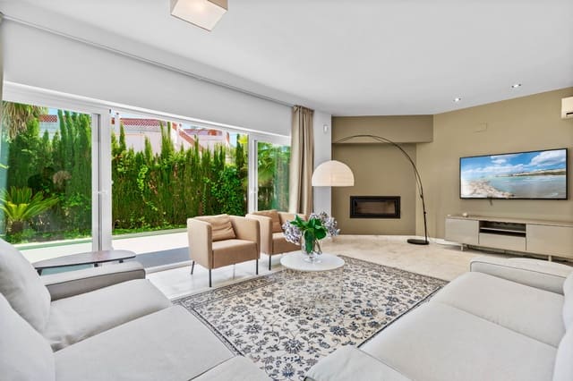 4 soveværelse Villa til salg i Albir, Alfaz del Pi / L'Alfàs del Pi med swimmingpool garage - € 950.000 (Ref: 9328405)