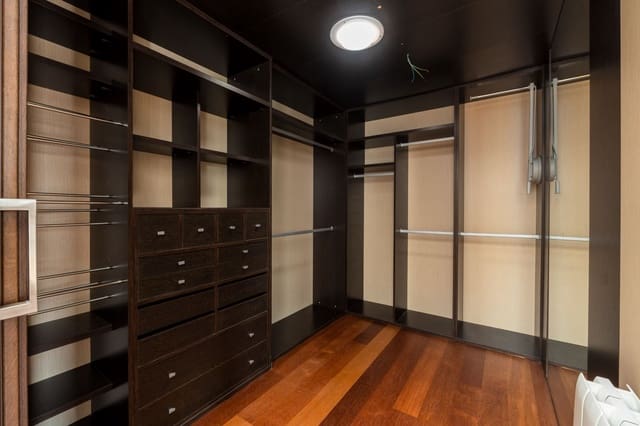 6 soveværelse Villa til salg i Albir, Alfaz del Pi / L'Alfàs del Pi med swimmingpool garage - € 1.650.000 (Ref: 9328409)