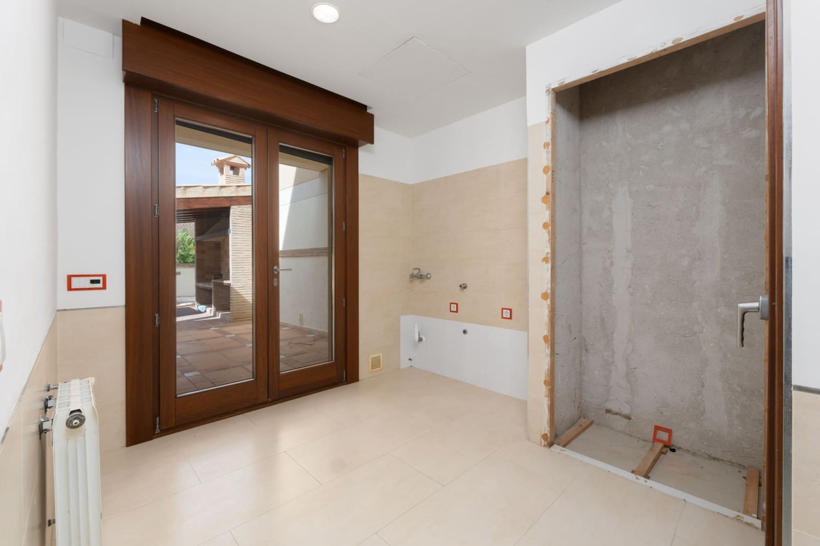 6 Zimmer Villa zu verkaufen in Albir mit Pool Garage - 1.650.000 € (Ref: 9328409)