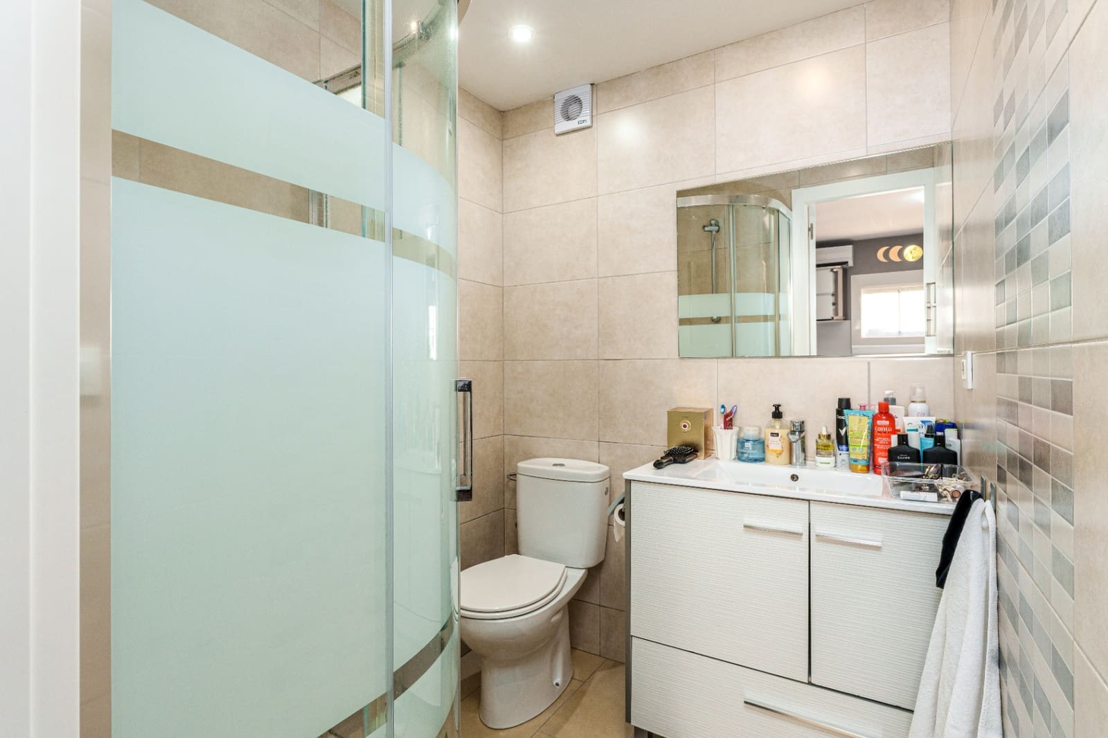 9 Zimmer Villa zu verkaufen in Albir mit Pool Garage - 750.000 € (Ref: 9328410)