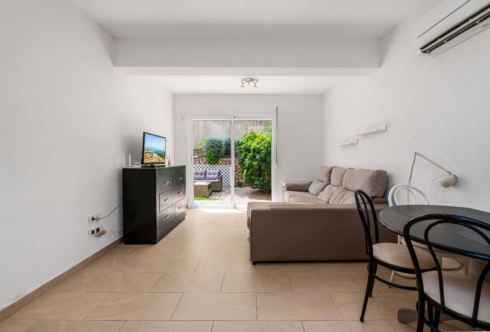 9 Zimmer Villa zu verkaufen in Albir mit Pool Garage - 750.000 € (Ref: 9328410)