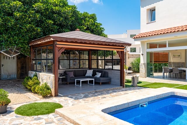 6 chambre Villa/Maison à vendre à Albir, Alfaz del Pi / L'Alfàs del Pi avec piscine garage - 1 100 000 € (Ref: 9328411)